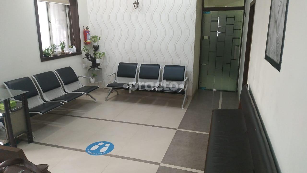 Waiting Area at Kumar Clinic Khar West Mumbai