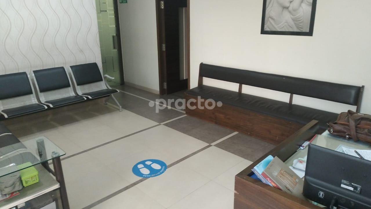 Reception Area at Kumar Clinic Khar West Mumbai