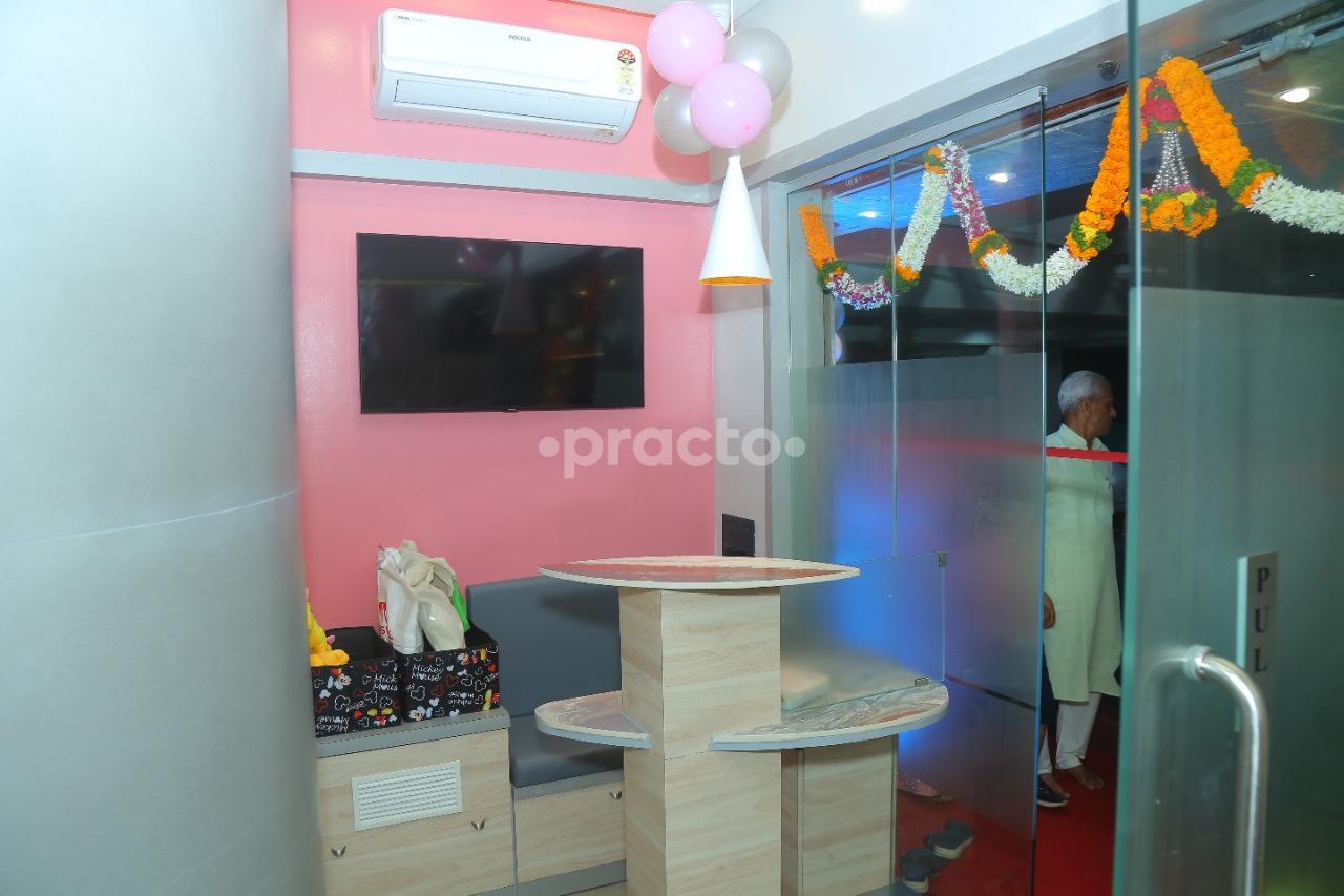 Reception Area at Shwet Dental Clinic Kondhwa Pune