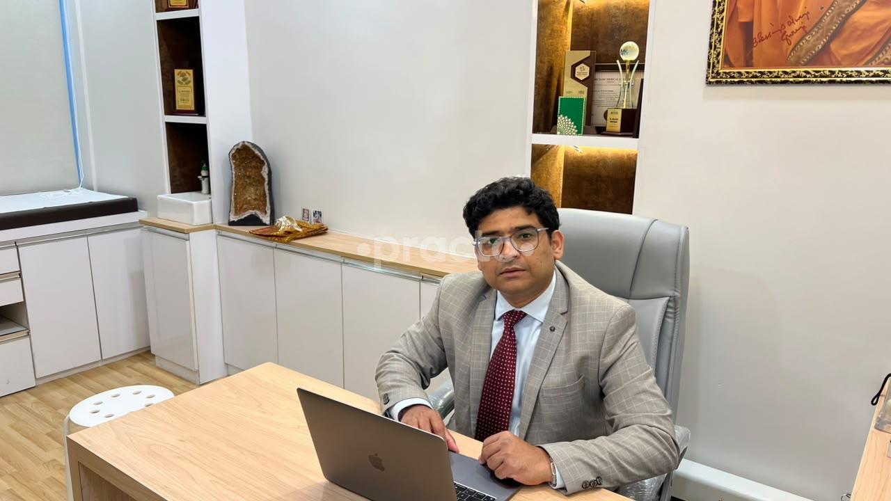 Dr. Manish Mahajan's Neurology Clinic South City-II Gurgaon