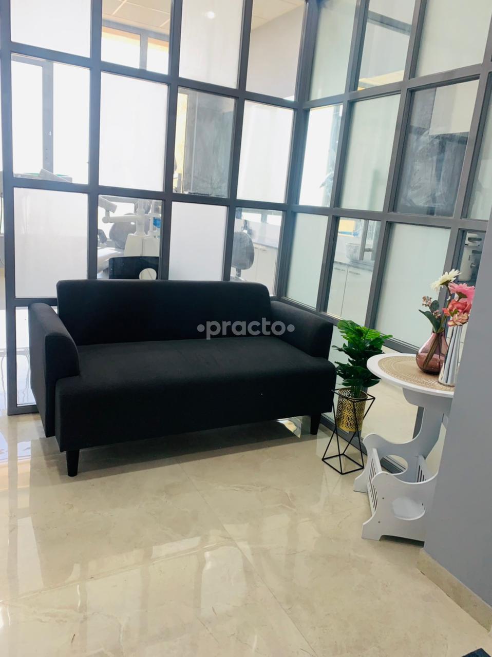 Waiting Area at Smiling Teeth Mira-Bhayandar Road Mumbai