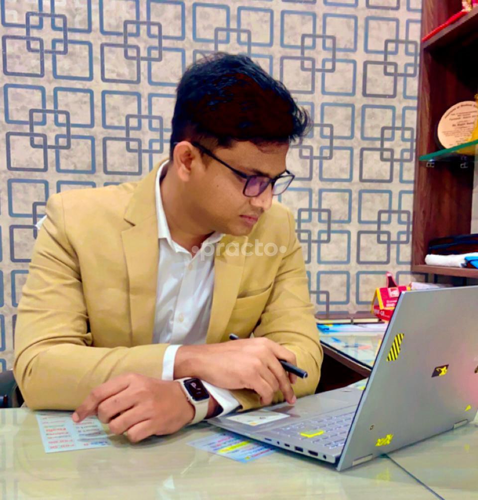 Consultation Room at Jyoti ENT Clinic Rajajipuram Lucknow