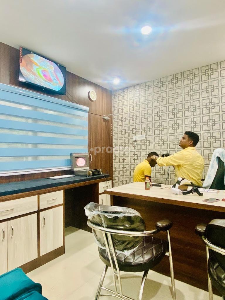 Consultation Room at Jyoti ENT Clinic Rajajipuram Lucknow