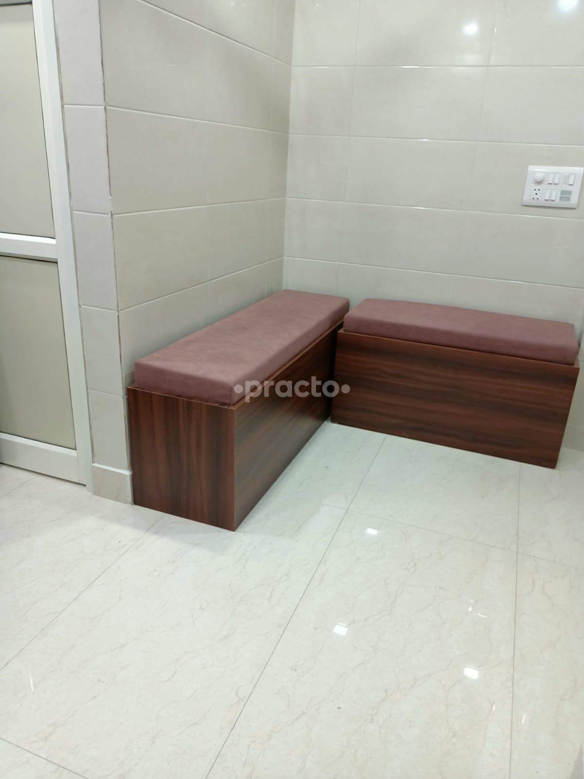 Waiting Area at Sanjeevani Clinic Krishna Nagar Delhi