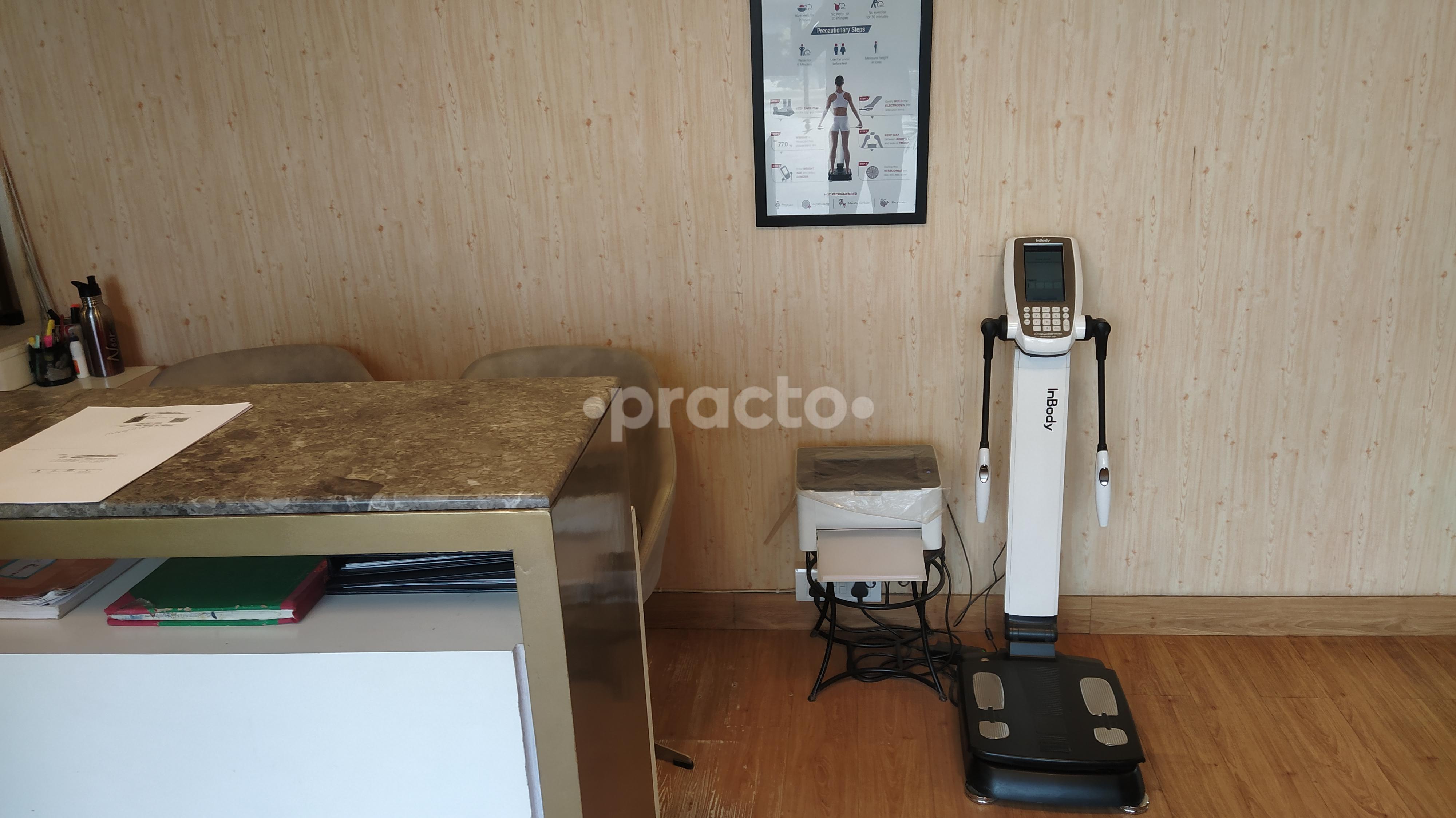 Reception Area at Roots Chiropractor Clinic Vasant Kunj Delhi