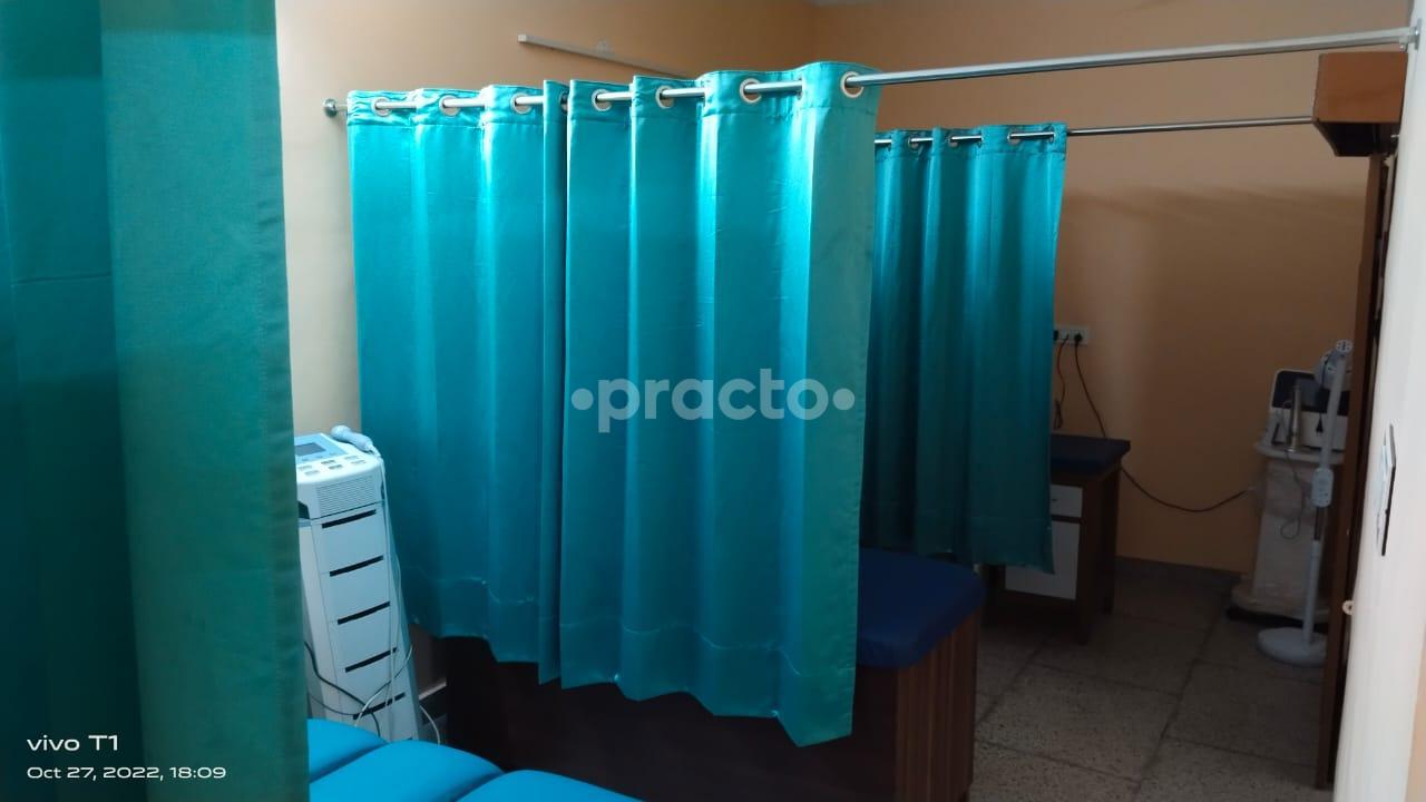 Equipment Area at ReCure Physiotherapy Osteopathy and Chiropractic Clinic Sector-15 Panchkula