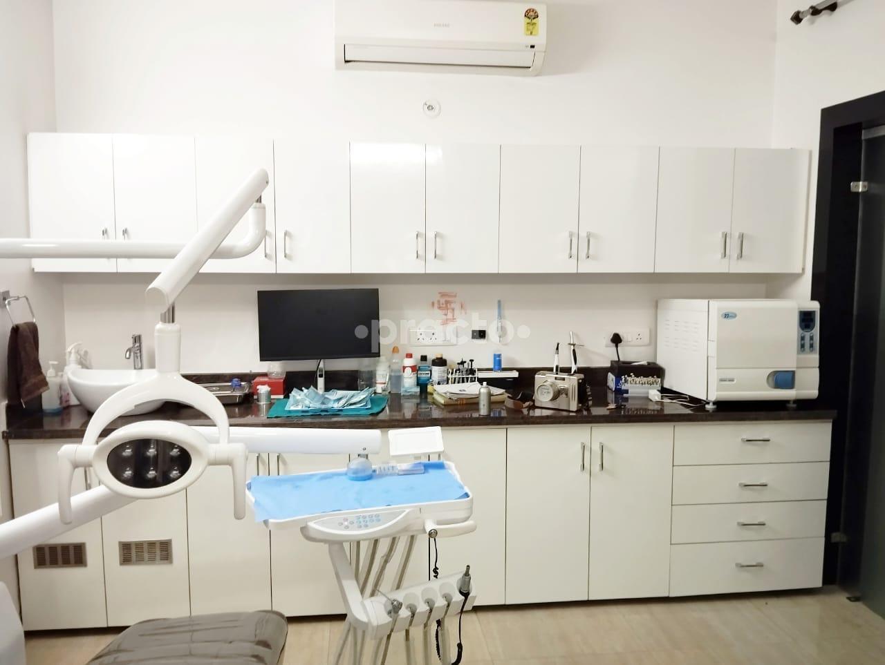 Consultation Room at Healthy Smiles Multispecialty Dental Clinic Gurgaon Sector 31 Gurgaon