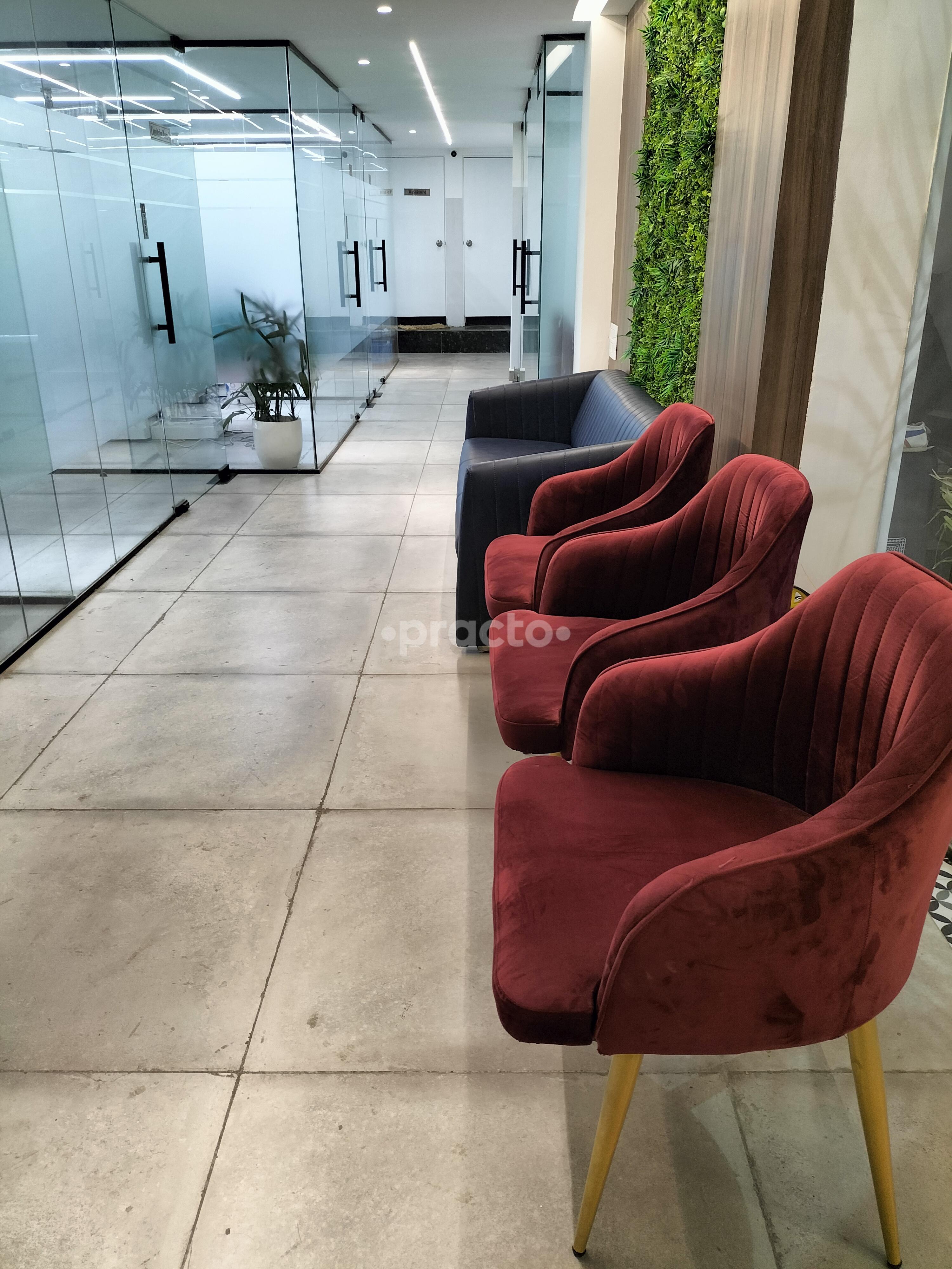 Waiting Area at Hairmate Clinic Greater Kailash Part 2 Delhi