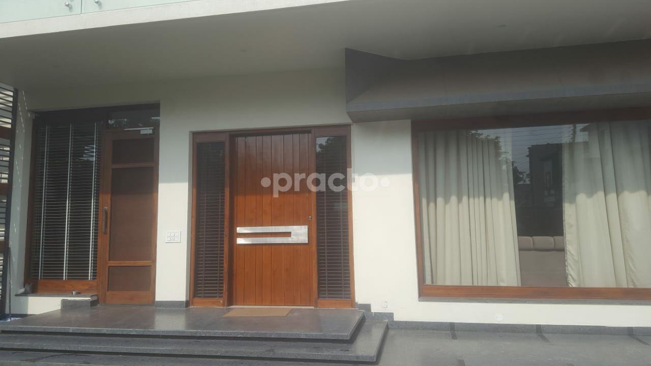 Outside Area at Dr Tamana Dhawan Clinic Sector- 26 Panchkula