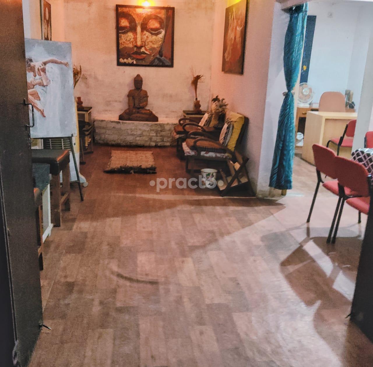 Waiting Area at Divibe Healing Sadar Nagpur