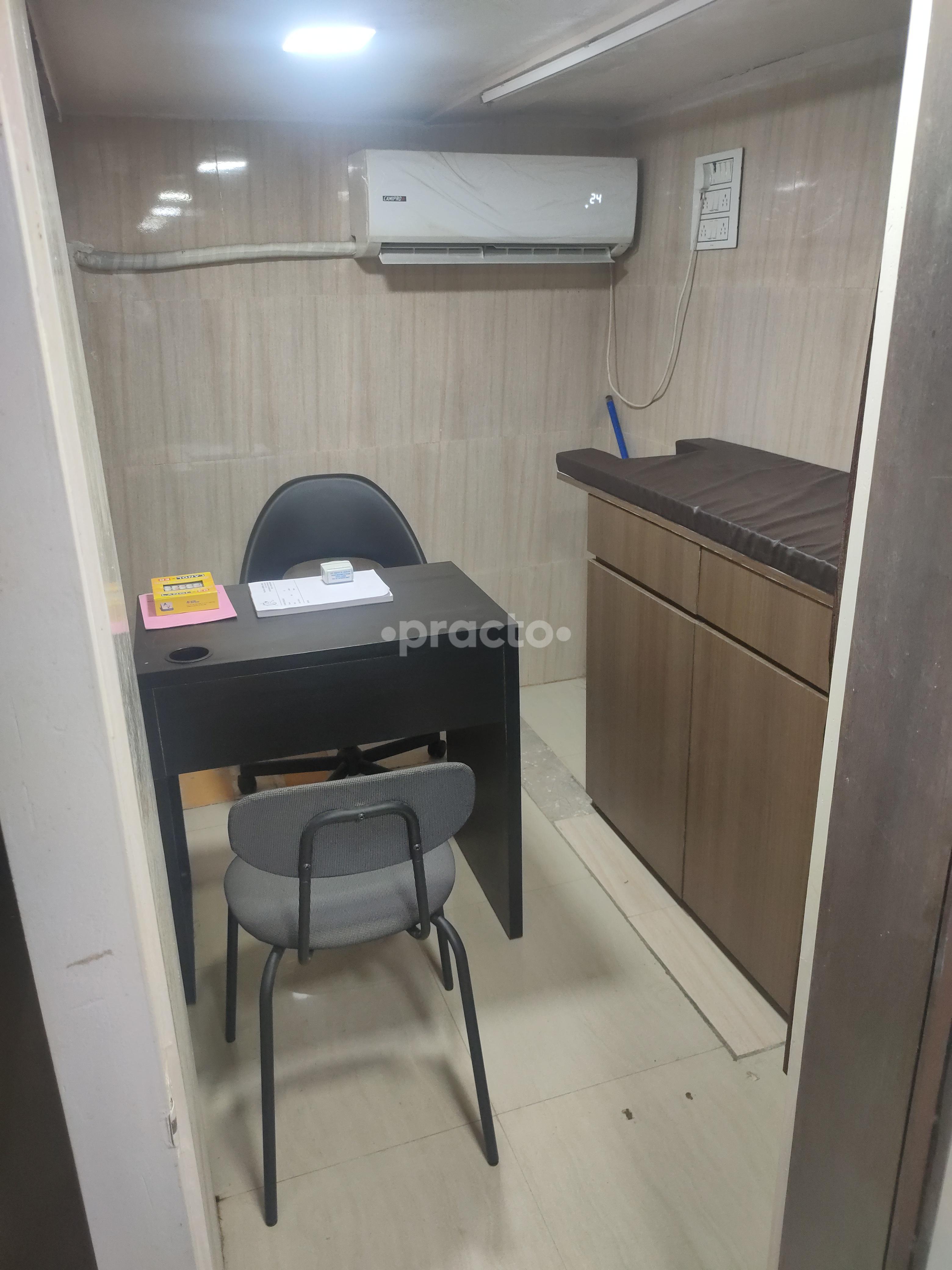 Consultation Room at Vaibhavi Clinic Kurla East Mumbai