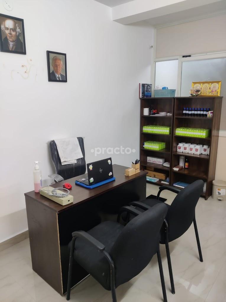 Consultation Room at Health Pockets - Homeopathy Clinic Old Madras Road Bangalore