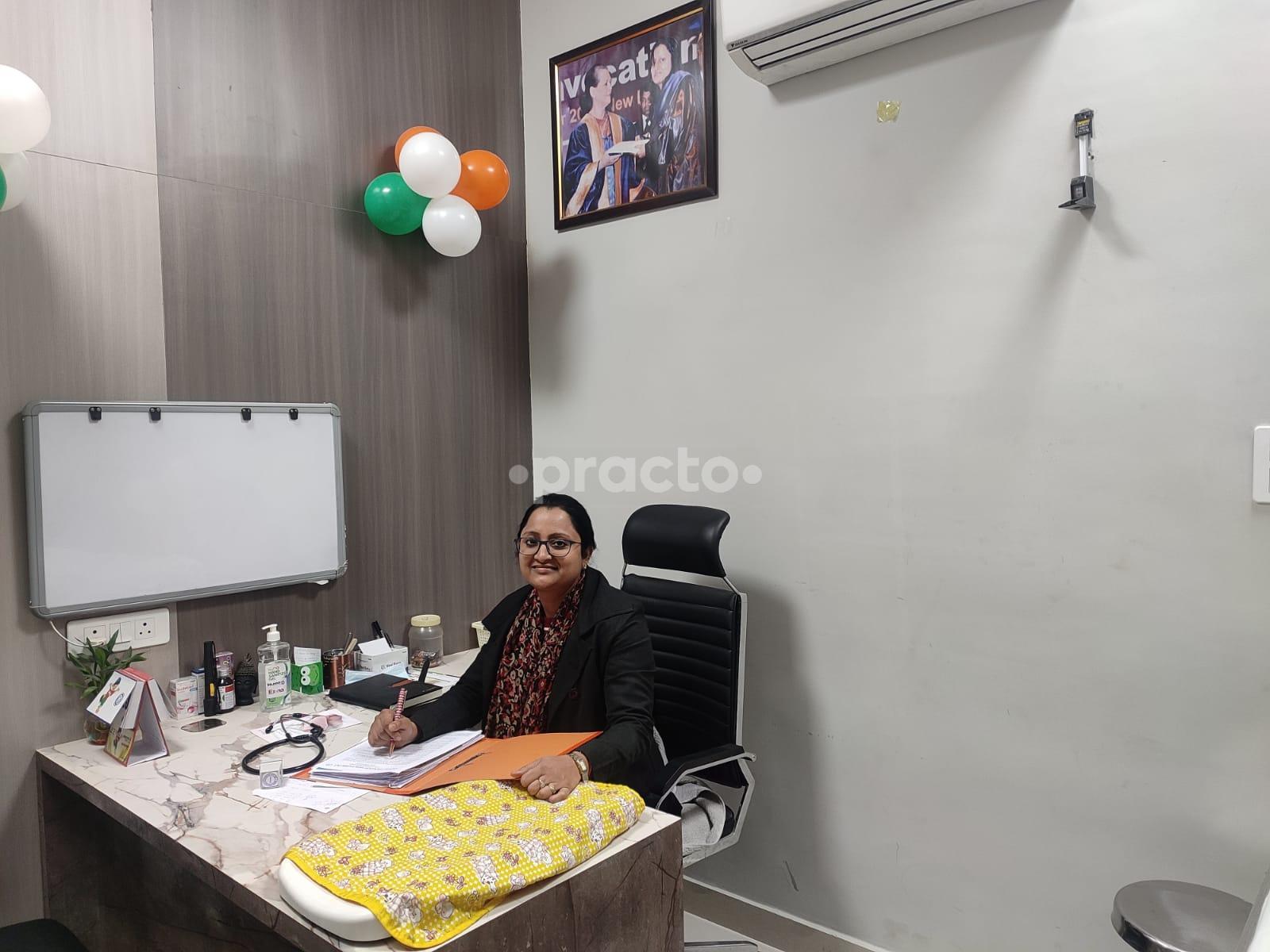 Consultation Room at Goyal Urology &  Superspecialty Hospital Murlipura Jaipur