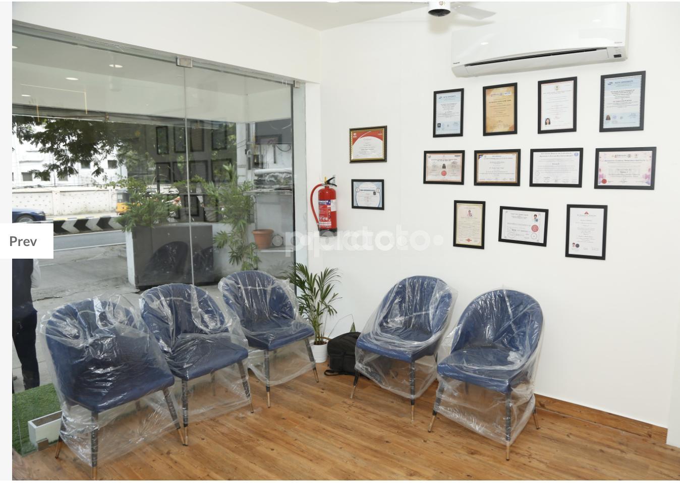 Waiting Area at Oncomaxx Teynampet Chennai
