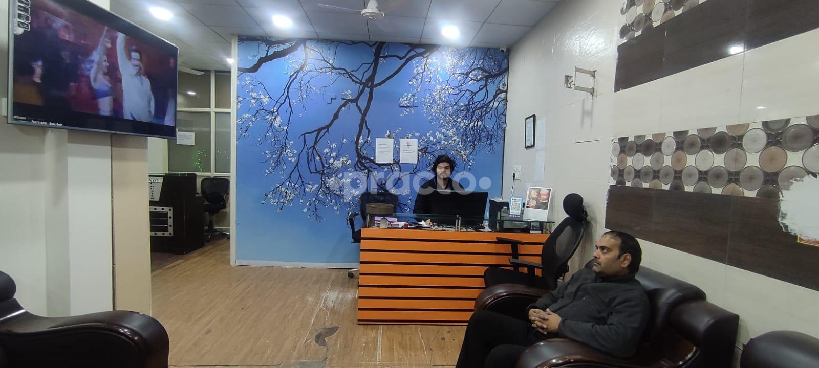 Waiting Area at Global Ultrasound - Fetal Medicine Centre Dwarka Sector 7 Delhi