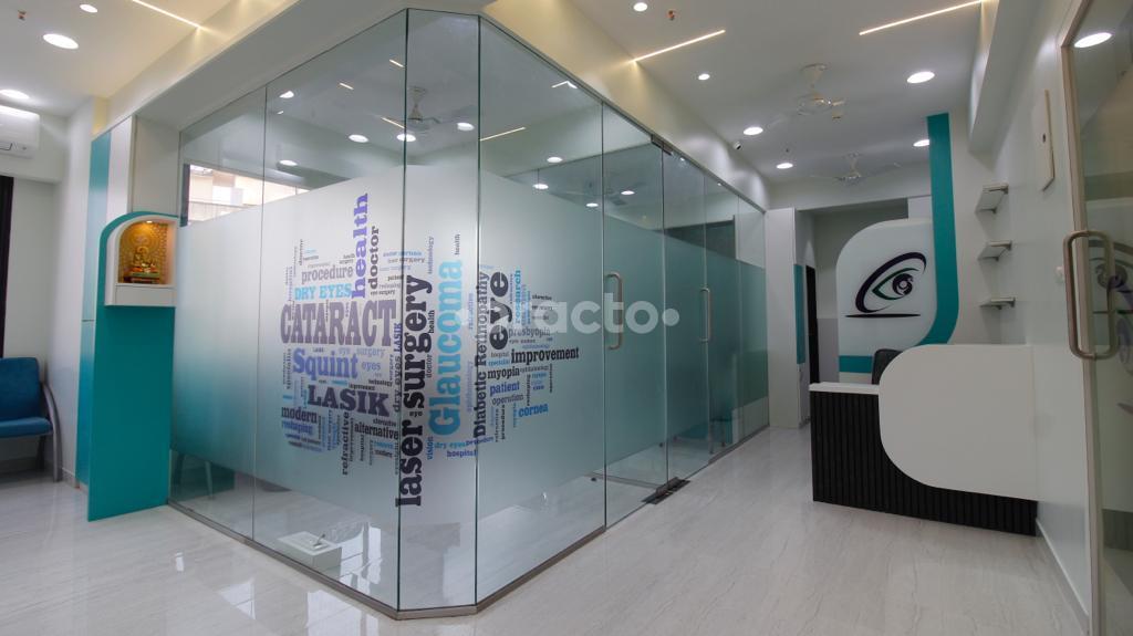 Reception Area at Thakkar Eye Care Ghatkopar East Mumbai