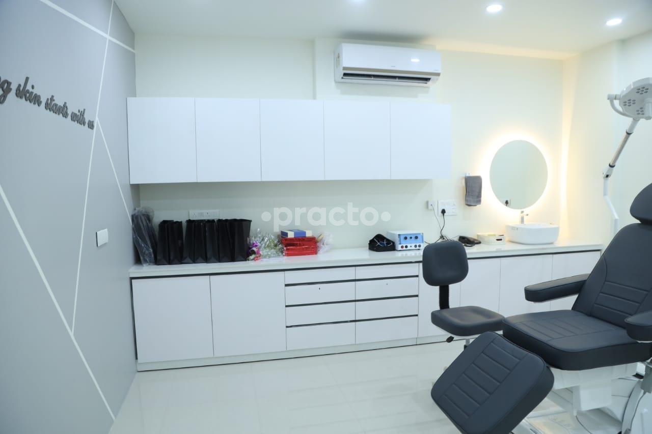 Operation Room at Dr Vidhi's Dermacure Skin,Hair , Laser & Aesthetics  Centre Vaishali Nagar Jaipur
