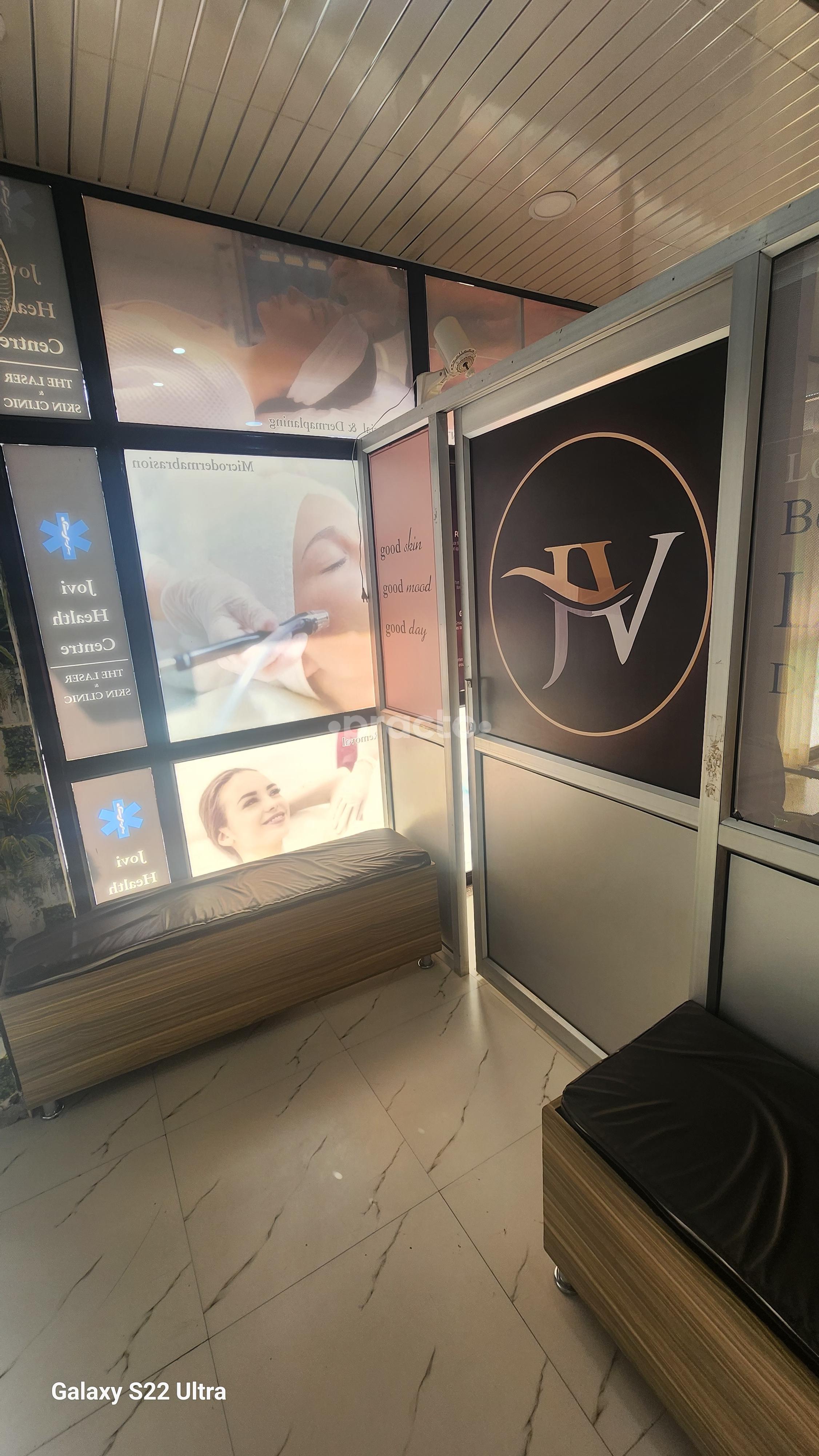 Reception Area at Jovi Health Centre Gomtinagar Vistar Lucknow