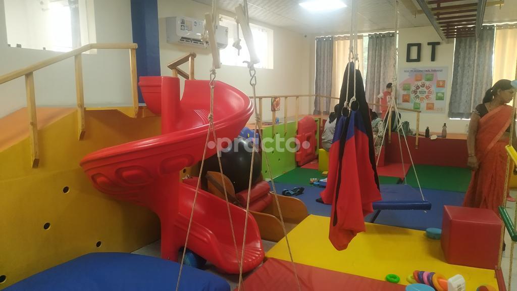 Creative Minds Early Intervention Centre Gomtinagar Lucknow