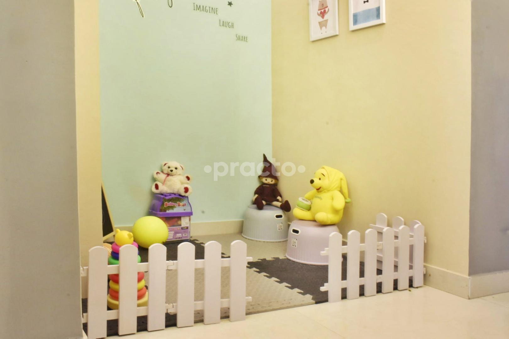 Waiting Area at Healing Touch Dental Gurgaon Sector 45 Gurgaon