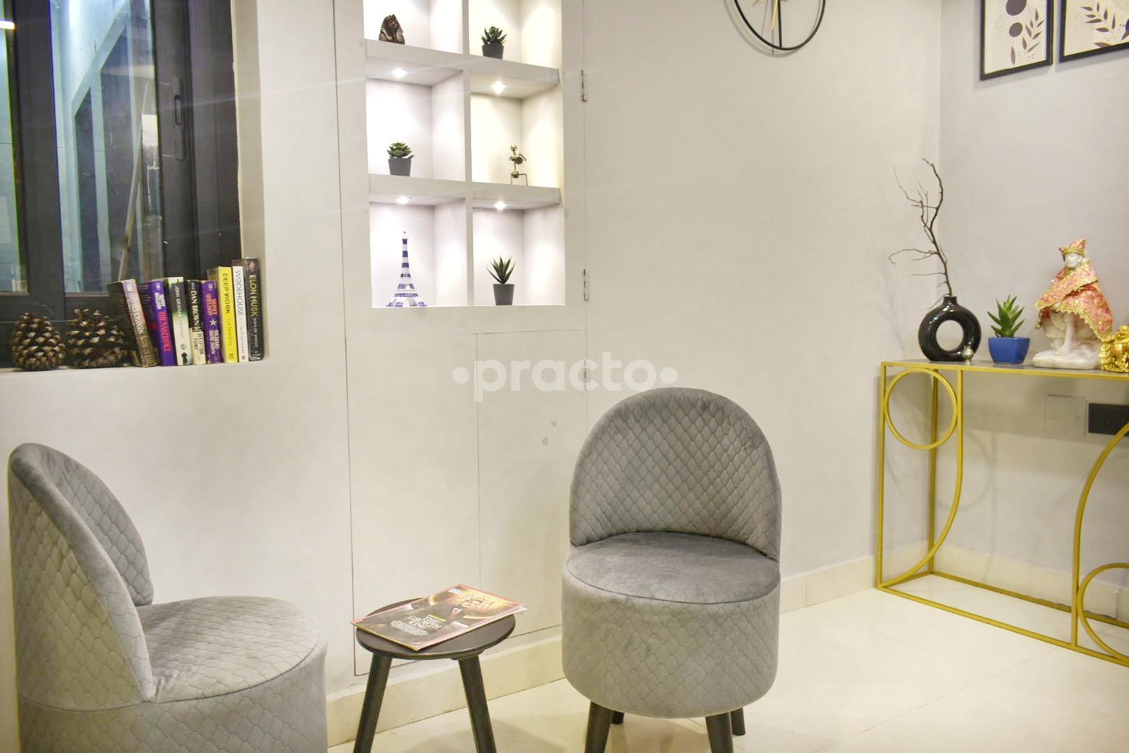 Waiting Area at Healing Touch Dental Gurgaon Sector 45 Gurgaon