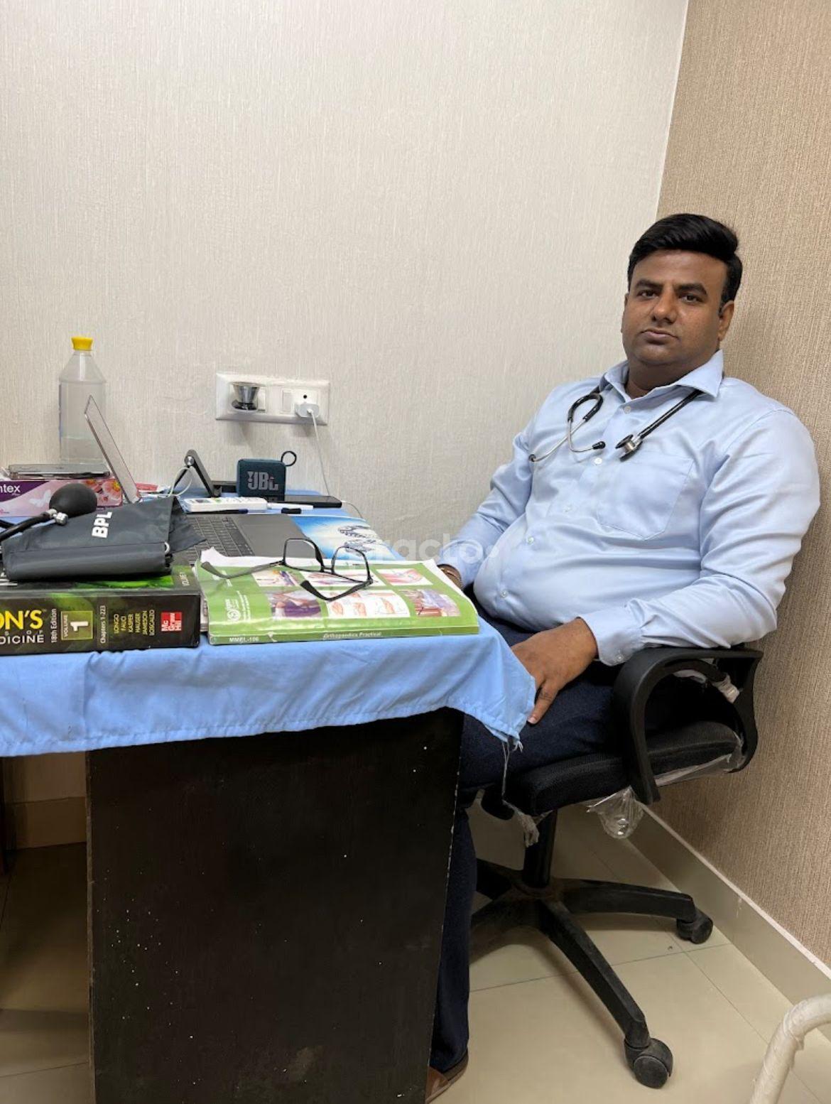 Reception Area at Diabetes & Physician Care Center  Greater Noida West Greater Noida