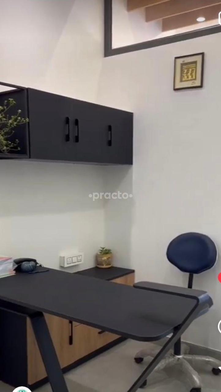 Consultation Room at Aggarwal's Aesthetics Sector 40 Chandigarh