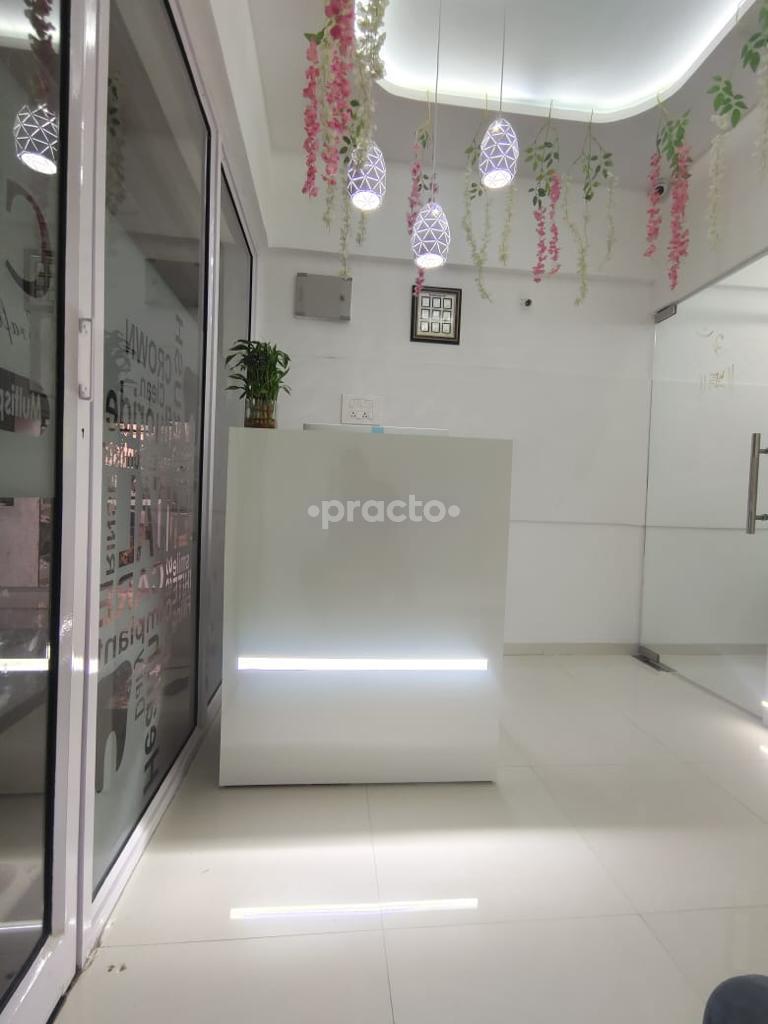Reception Area at Craft 32  Multispeciality Dental  Care & Implant Centre Baner Pune