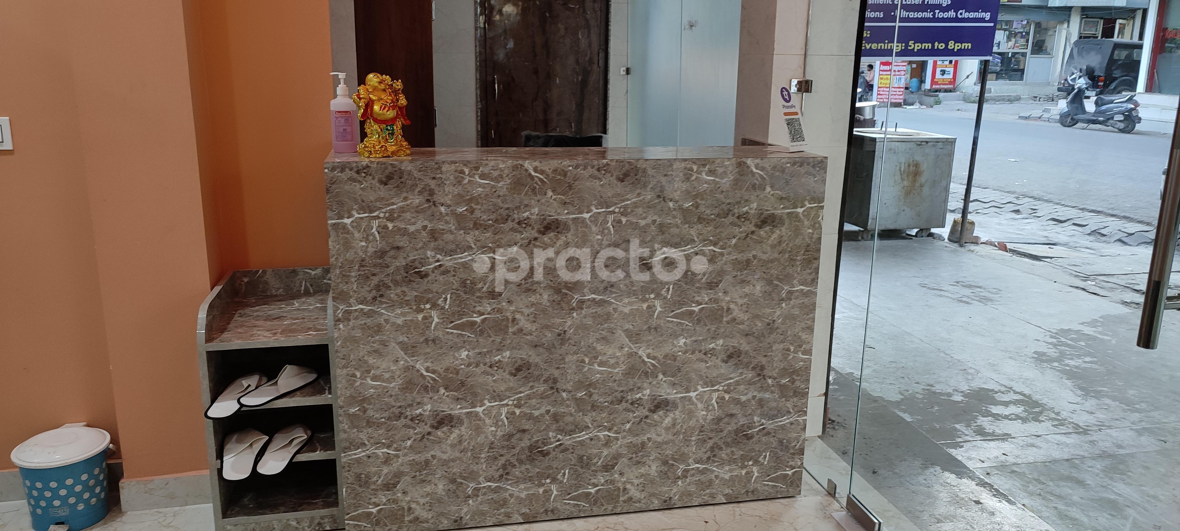 Reception Area at SK Dental Care Rohini Sector 8 Delhi