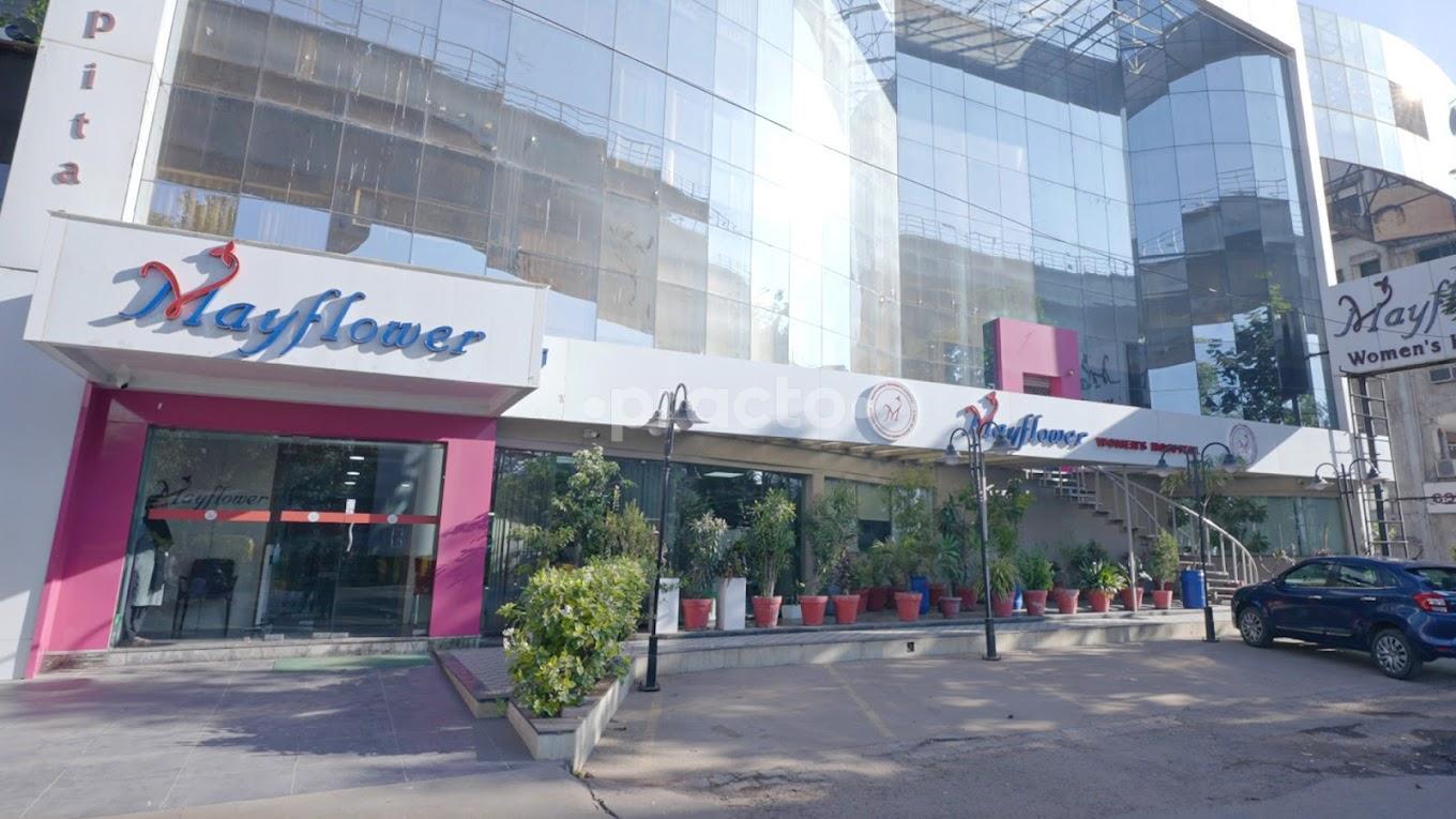 Outside Area at Mayflower  Women's Hospital Memnagar Ahmedabad