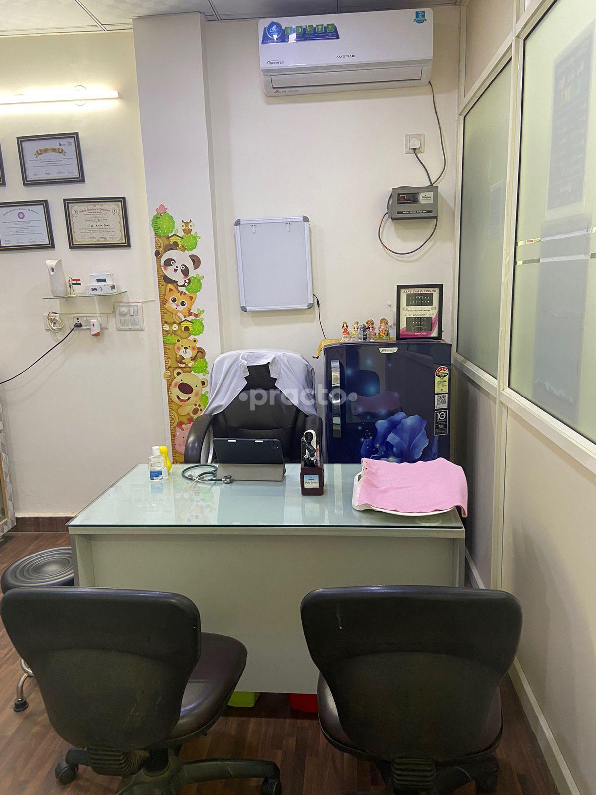 Equipment Area at New Born And Child Clinic Gurgaon Sector 110 Gurgaon
