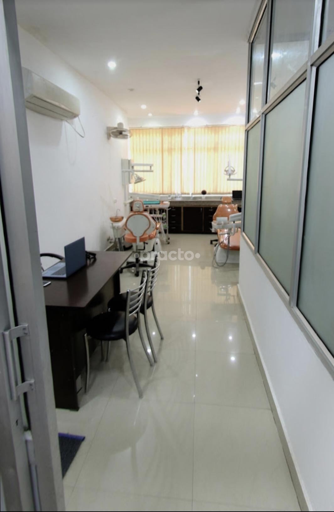 Examination Room at Elite Dental Care Sohana Mohali