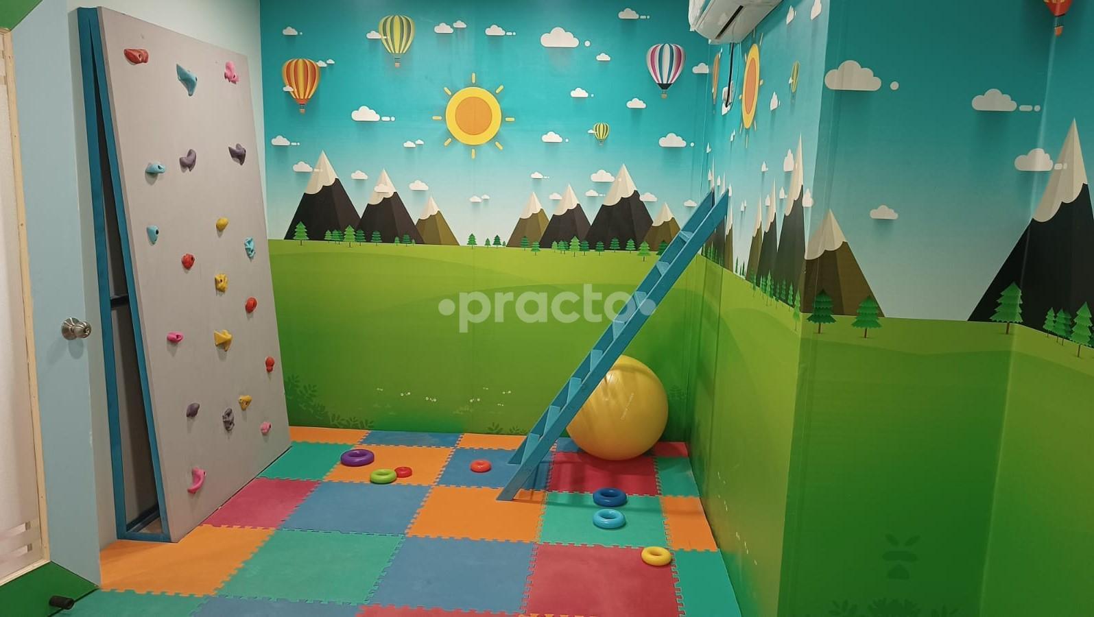 Therapy/Massage Room at Sunshine By Lissun Patel Nagar East Delhi