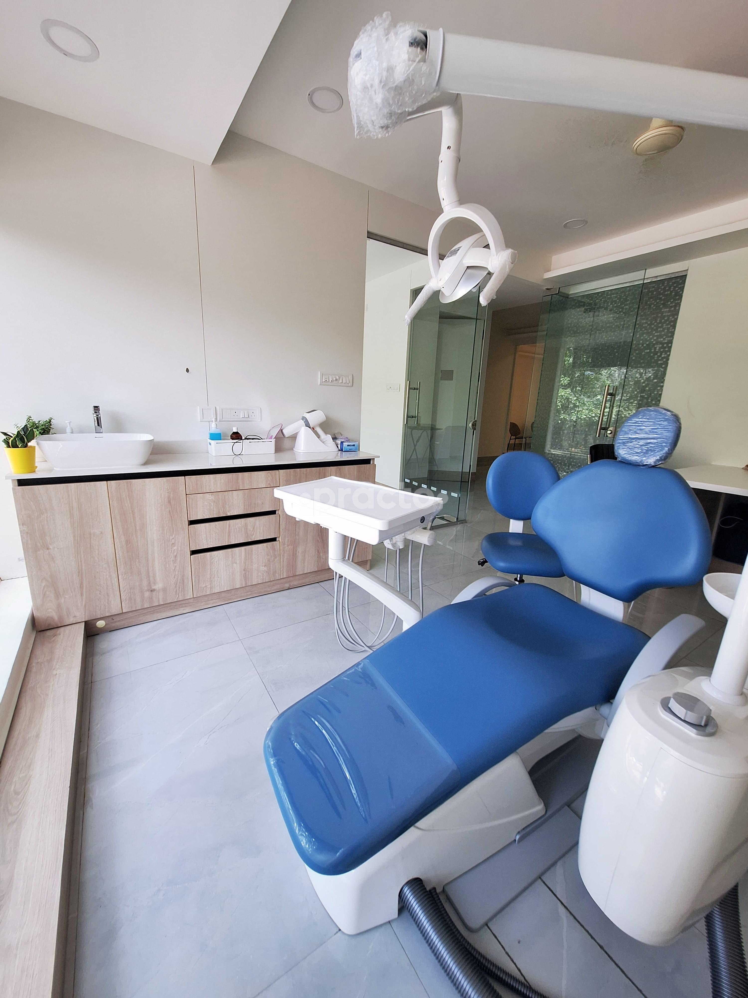 Consultation Room at Crown'd Dental Clinic Jayanagar Bangalore
