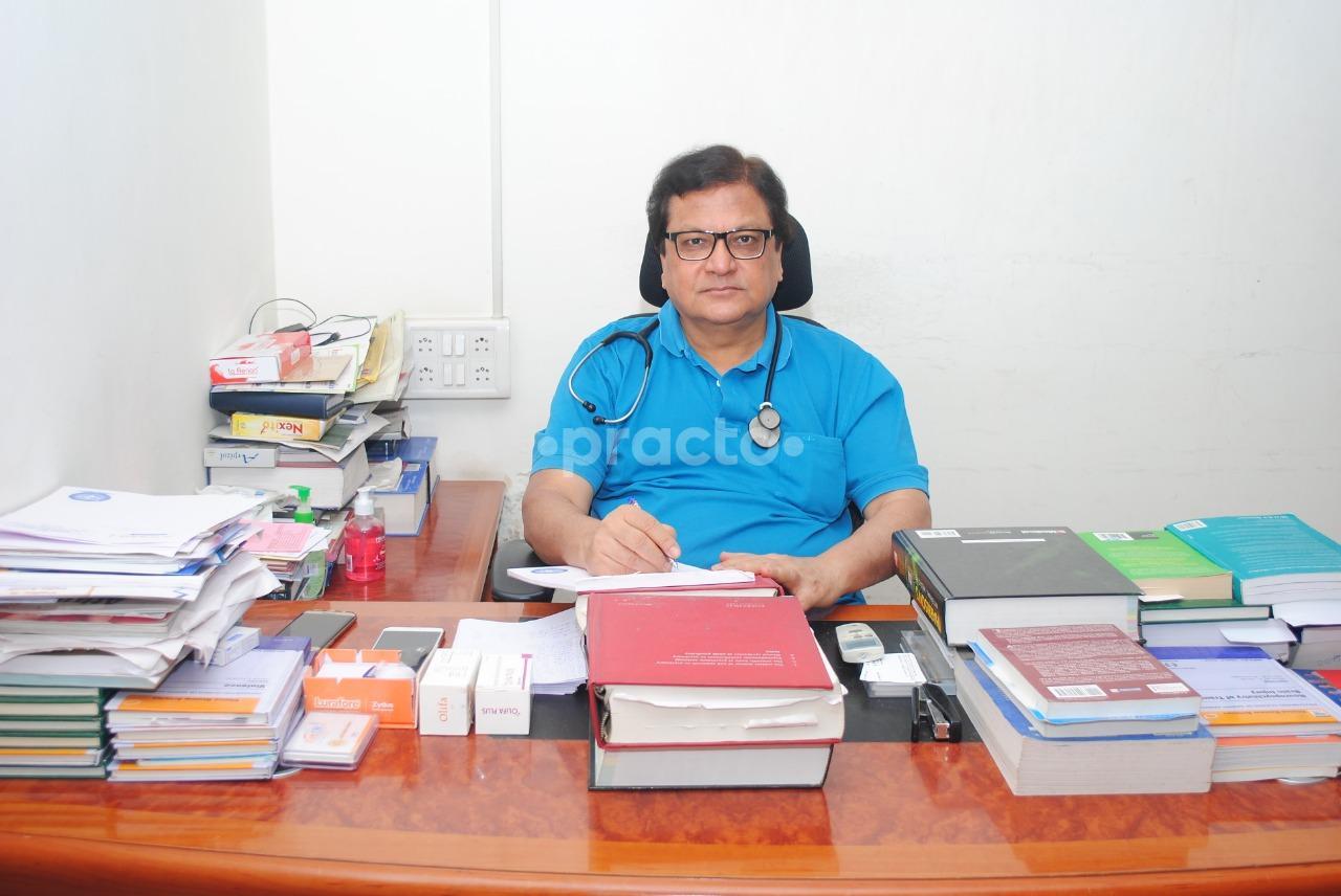 Dr Vijay Bhodle Clinic South Tukoganj Indore