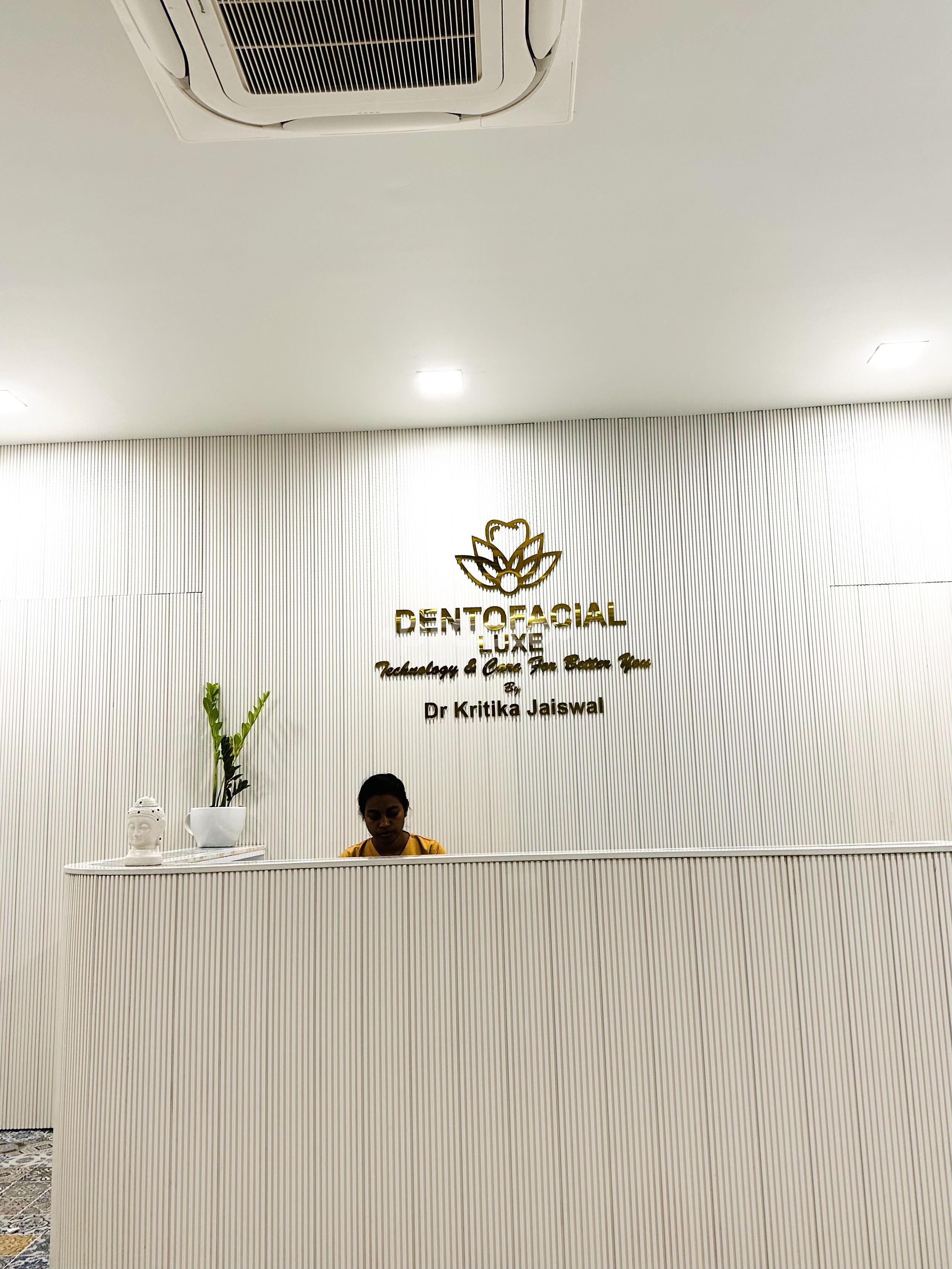 Reception desk at Dentofacial Luxe Avanti Vihar Raipur