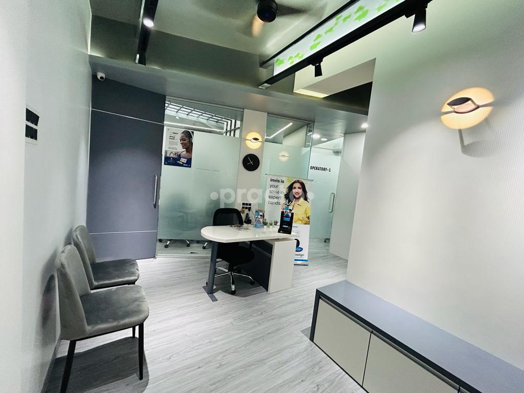 Waiting Area at Align 32 Family Dental Care Centre Deccan Gymkhana Pune