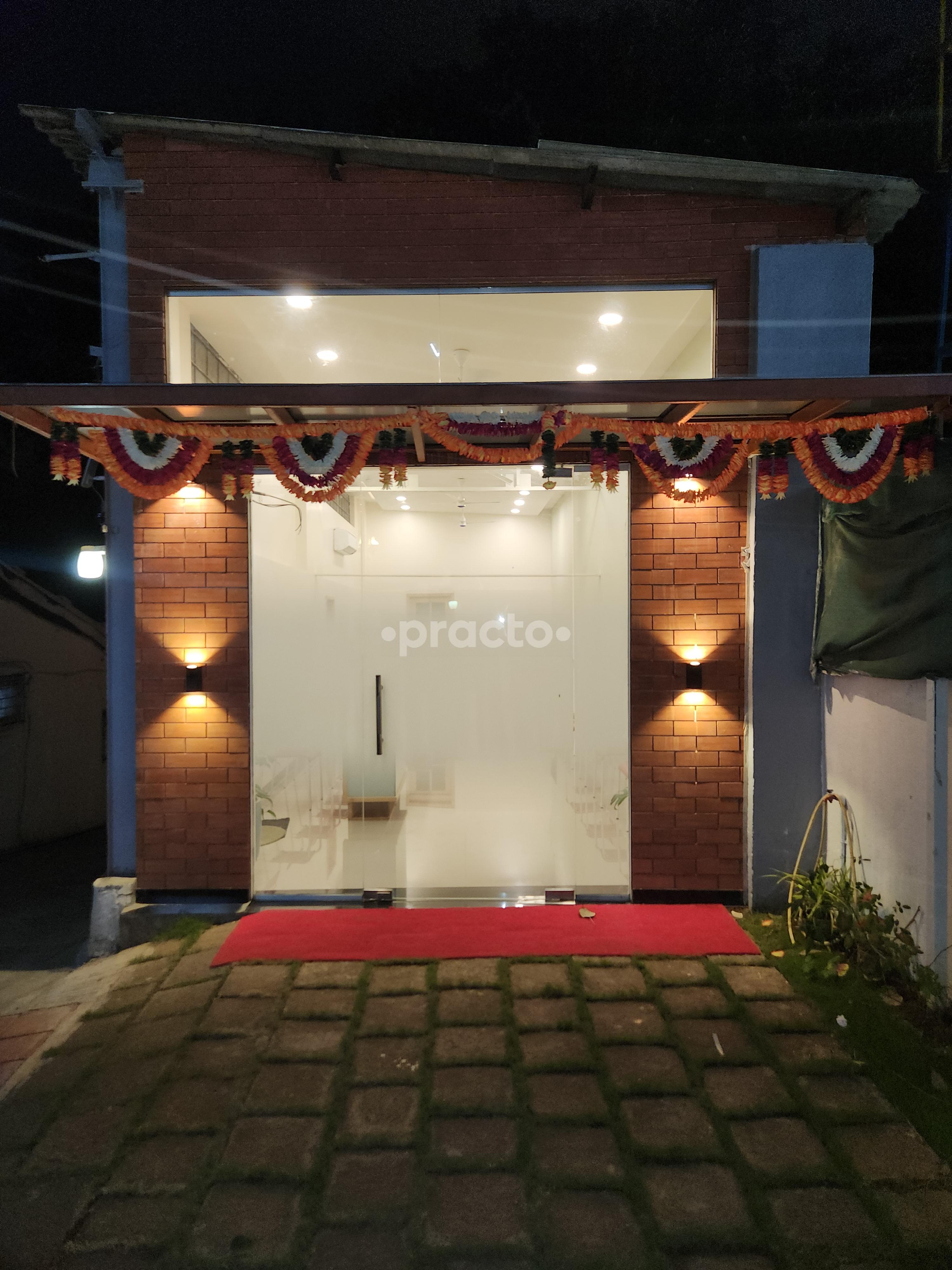 Outside Area at Dr. Sumitpal Bhatti ENT Clinic Dapodi Pune