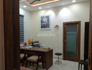 Consultation Room at Hans Laparoscopic Surgi Clinic sector 21d Faridabad