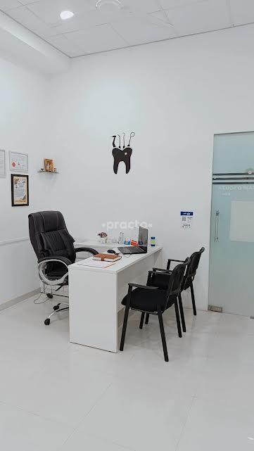 Reception Area at Dr Alistairs Dental Clinic Wanowrie Pune