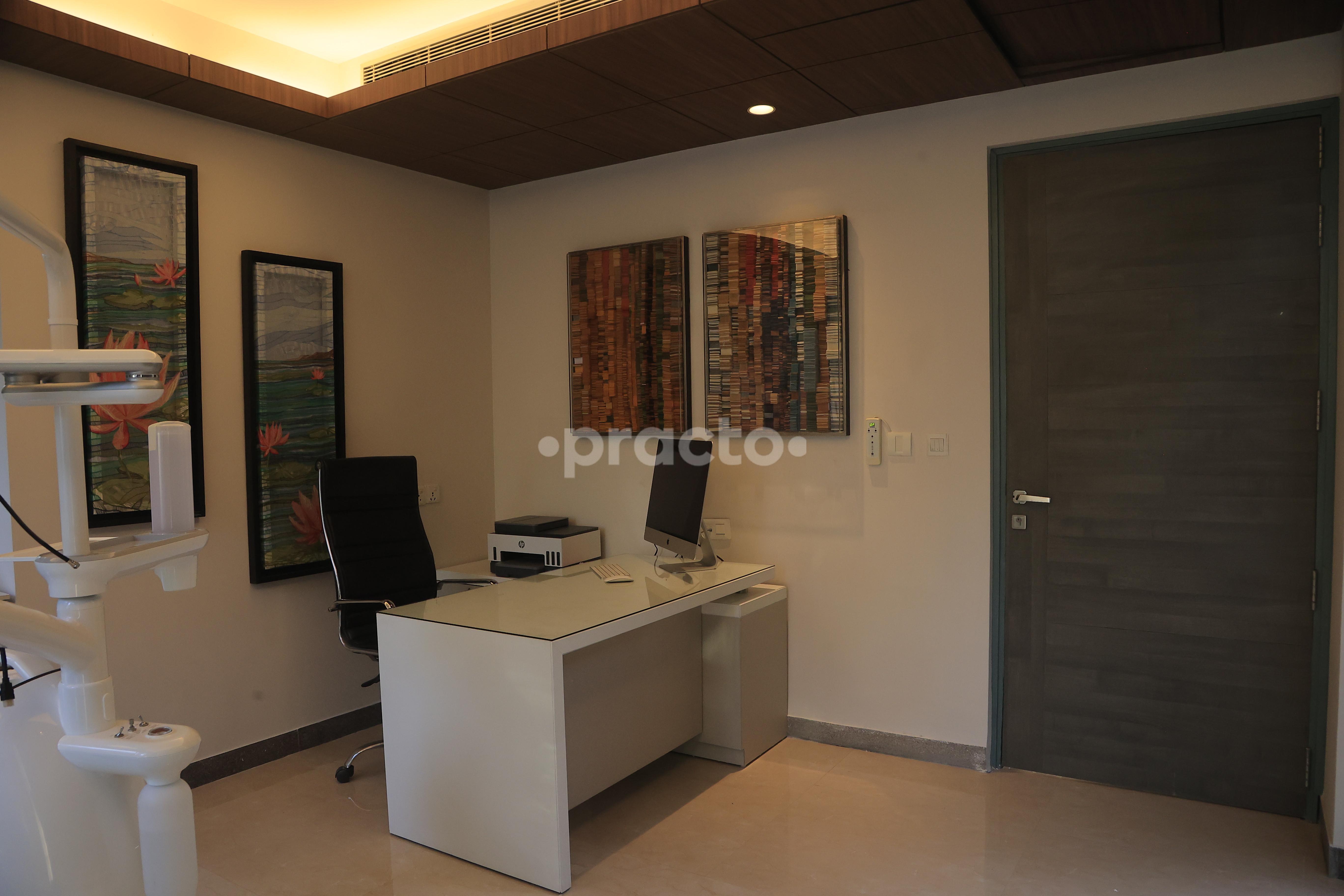 Consultation Room at Dr. Radhika Gupta Dental & Aesthetics Chattarpur Delhi
