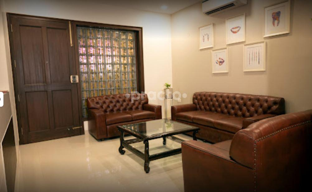 Waiting Area at Dental Square  Sector 92 Noida