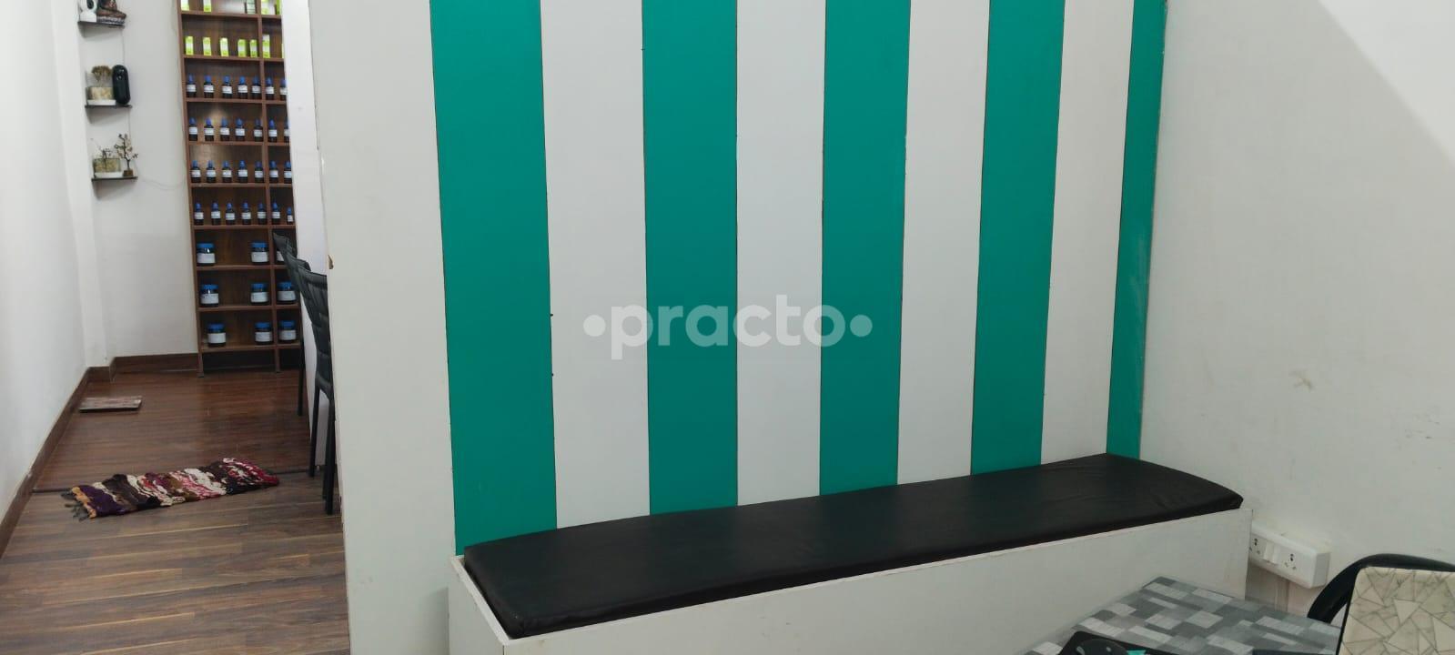 Waiting Area at Experts Health Clinic Sector 167 Noida