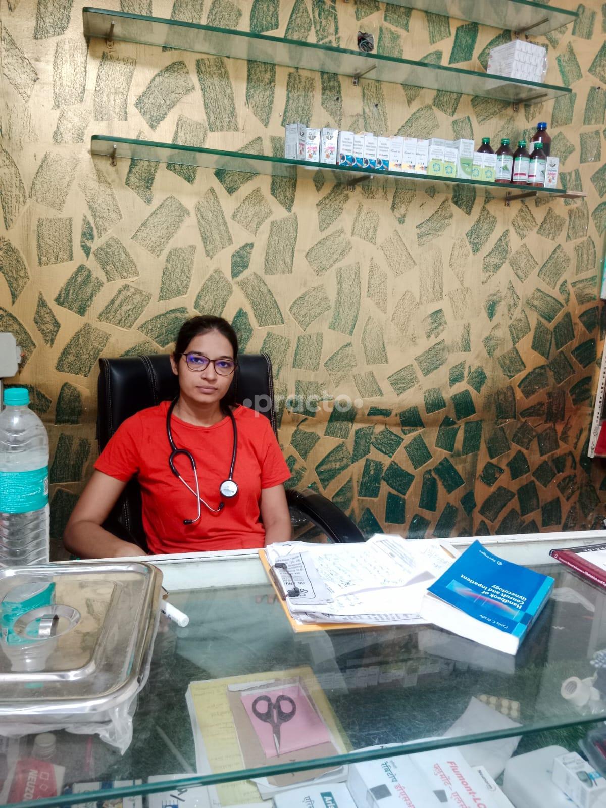 Consultation Room at Grace Health Care Sector 48 Faridabad
