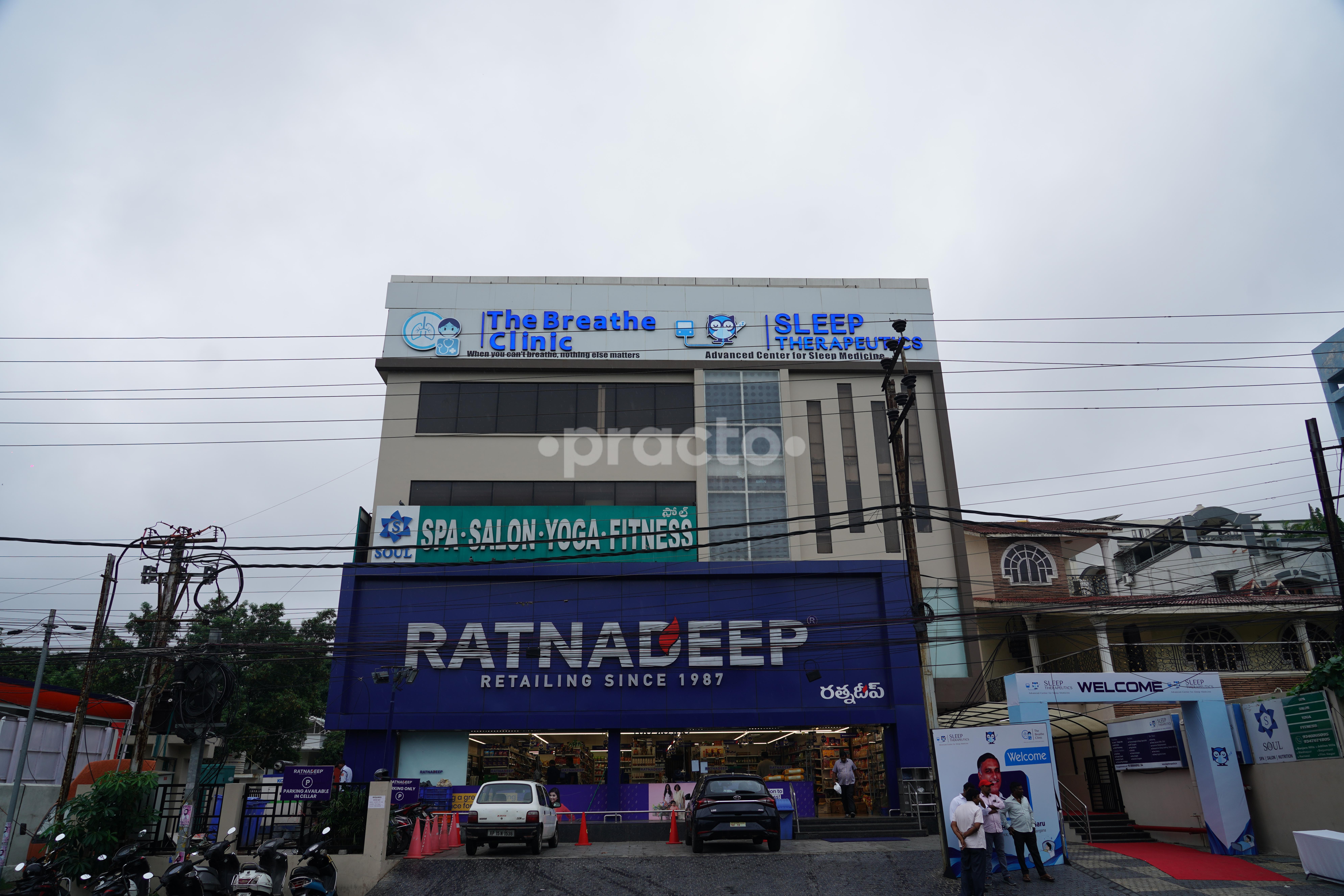 Establishment board at Sleep Therapeutics Jubilee Hills Hyderabad