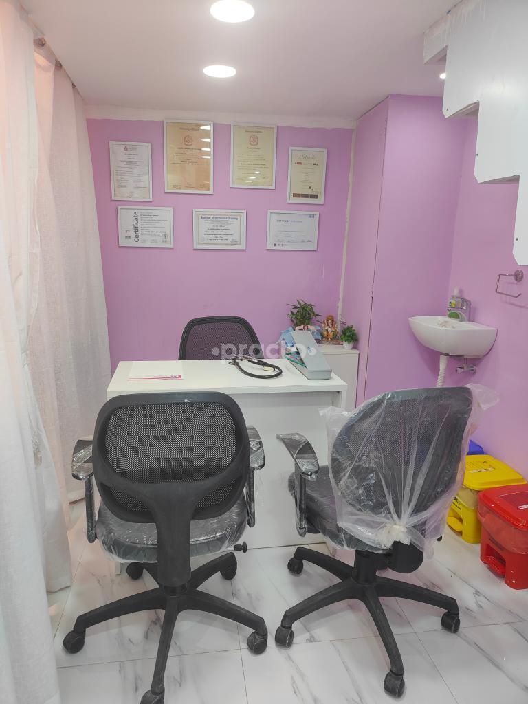 Consultation Room at Avyanna Woman Wellness Center Nirvana Country Gurgaon