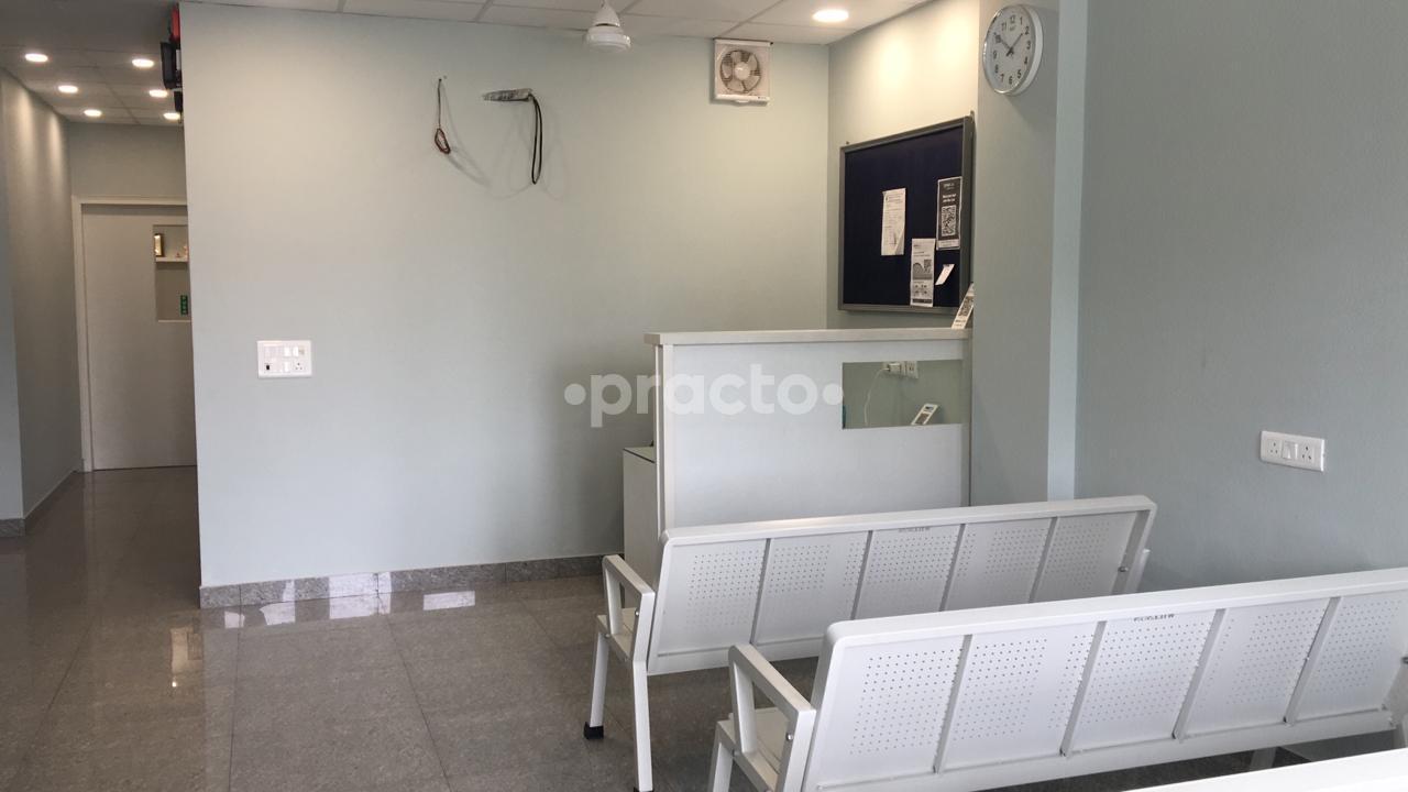 Waiting Area at Global Orthopaedics And Speciality Clinics Sector 116 Noida