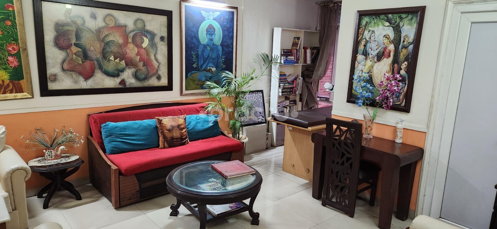 Waiting Area at Dr Kalpajeet Nath Clinic Sushant Lok III Gurgaon