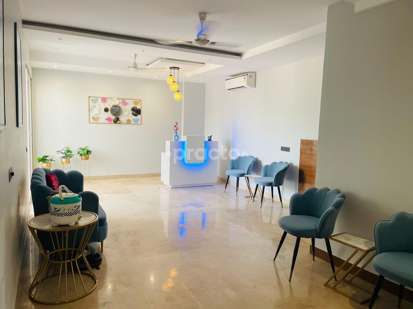 Reception Area at Dr. Pratibha Dogra's Lung And Sleep Health Clinic Gurgaon Sector 49 Gurgaon