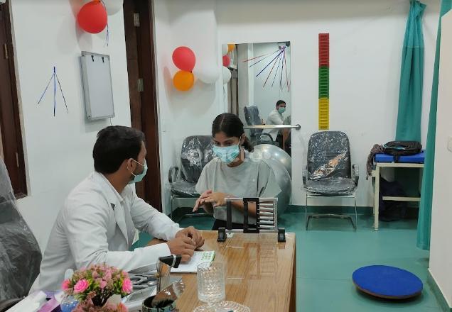 Doctors Plaza Krishna Nagar Delhi